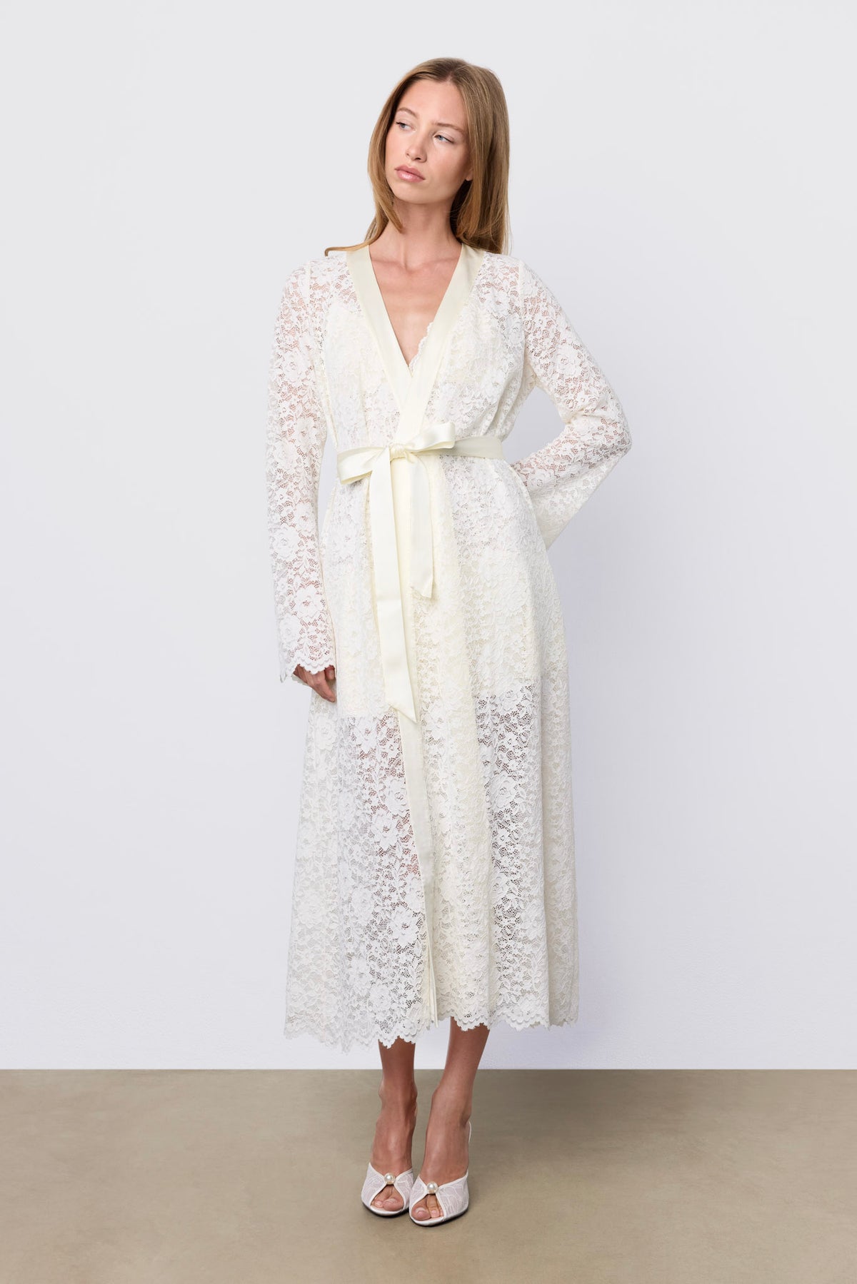 Brigette Robe Pearl