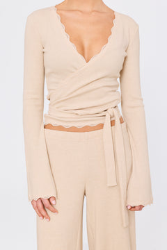 Wrap Top Vanilla Iced Latte
